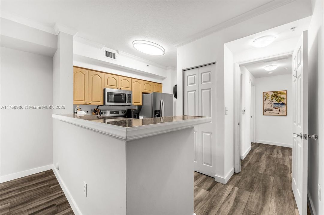 Recently Sold: $400,000 (3 beds, 2 baths, 1185 Square Feet)