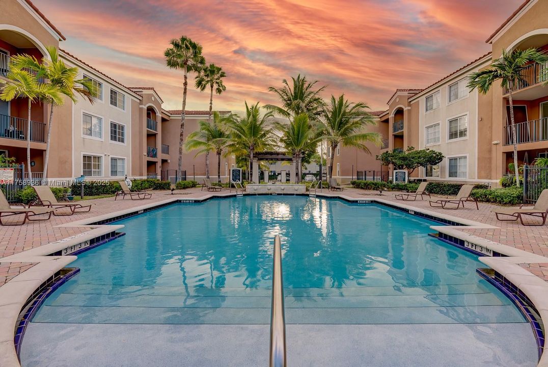 Recently Sold: $400,000 (3 beds, 2 baths, 1185 Square Feet)