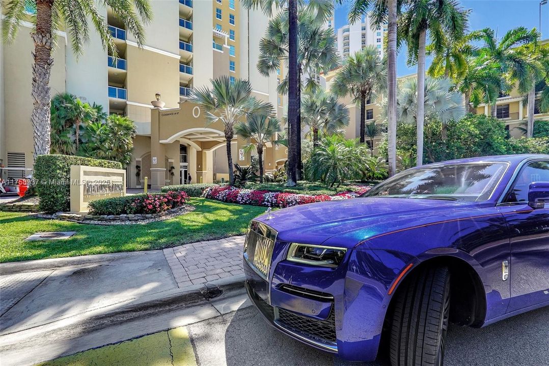 Recently Sold: $649,000 (3 beds, 3 baths, 1650 Square Feet)