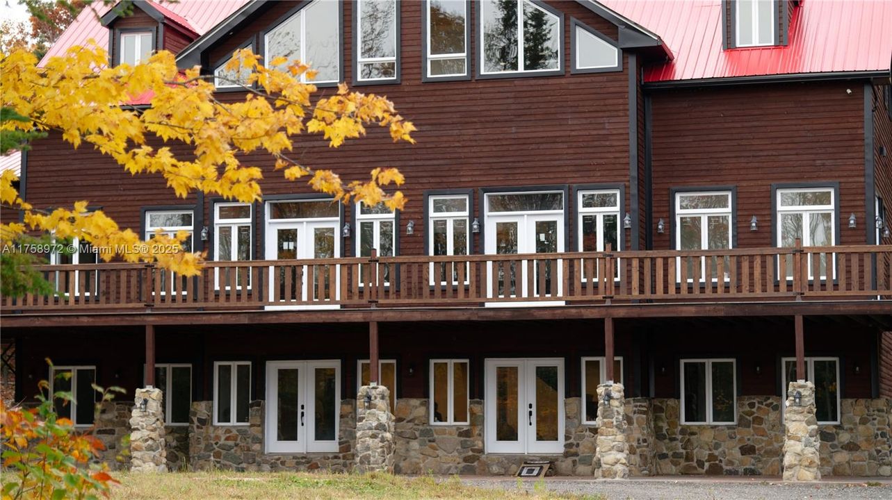 For Sale: $3,500,000 (5 beds, 4 baths, 0 Square Feet)