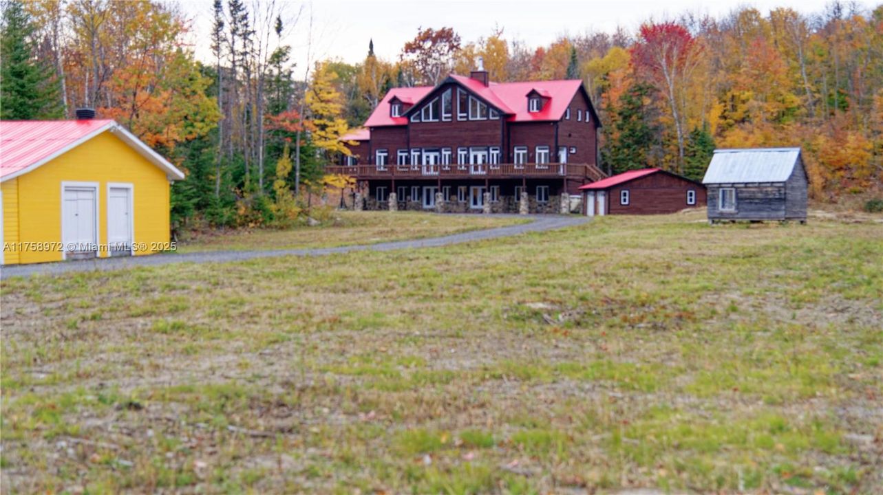 For Sale: $3,500,000 (5 beds, 4 baths, 0 Square Feet)