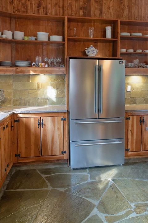 For Sale: $3,500,000 (5 beds, 4 baths, 0 Square Feet)