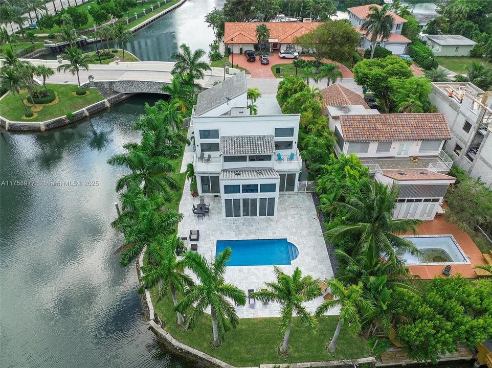 For Rent: $26,000 (4 beds, 3 baths, 2991 Square Feet)