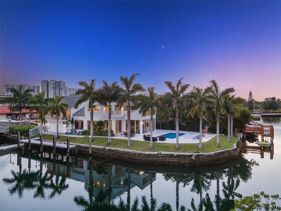 For Rent: $26,000 (4 beds, 3 baths, 2991 Square Feet)