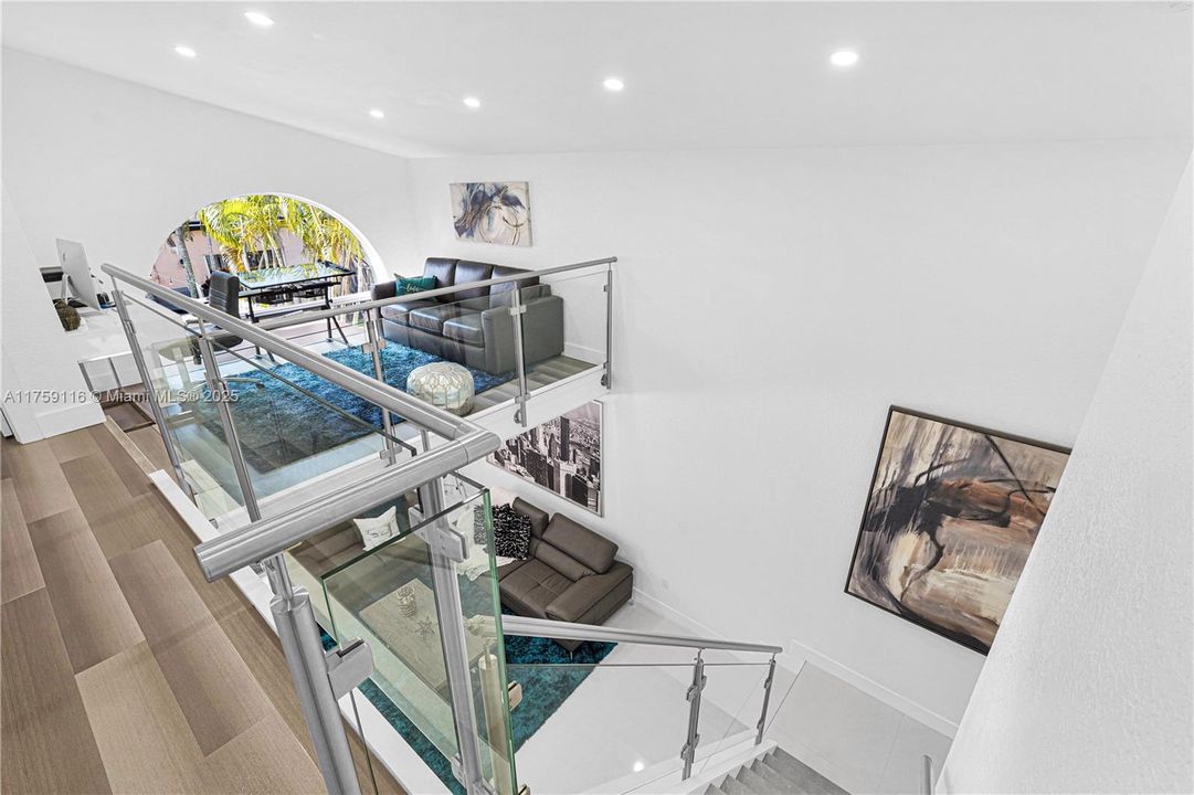 Recently Rented: $6,000 (4 beds, 2 baths, 2258 Square Feet)