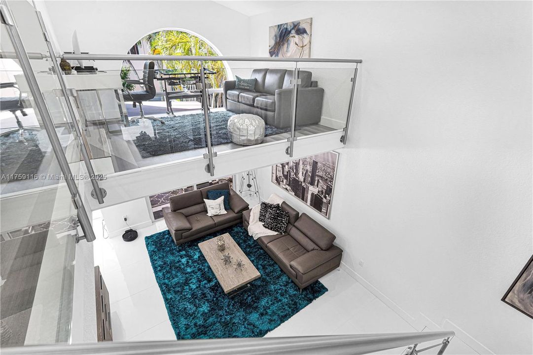 Recently Rented: $6,000 (4 beds, 2 baths, 2258 Square Feet)