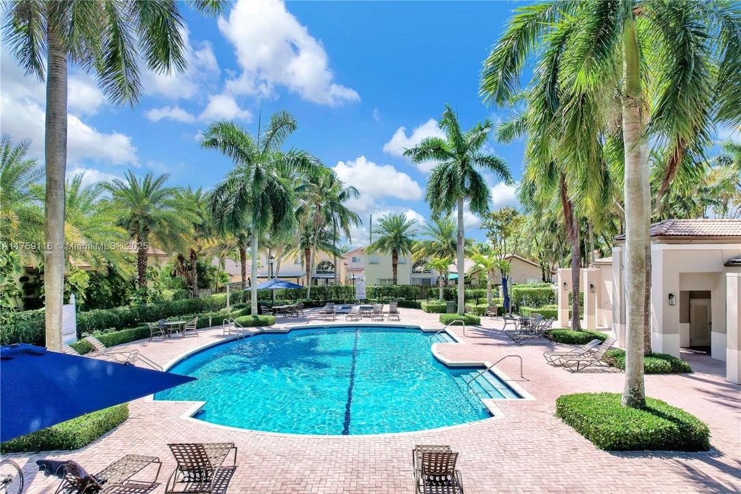 Recently Rented: $6,000 (4 beds, 2 baths, 2258 Square Feet)