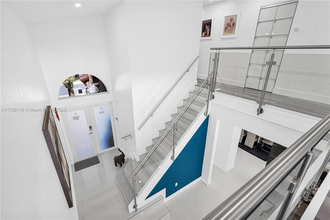 Recently Rented: $6,000 (4 beds, 2 baths, 2258 Square Feet)