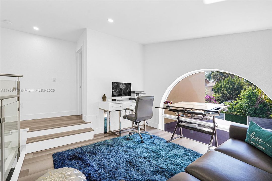 Recently Rented: $6,000 (4 beds, 2 baths, 2258 Square Feet)