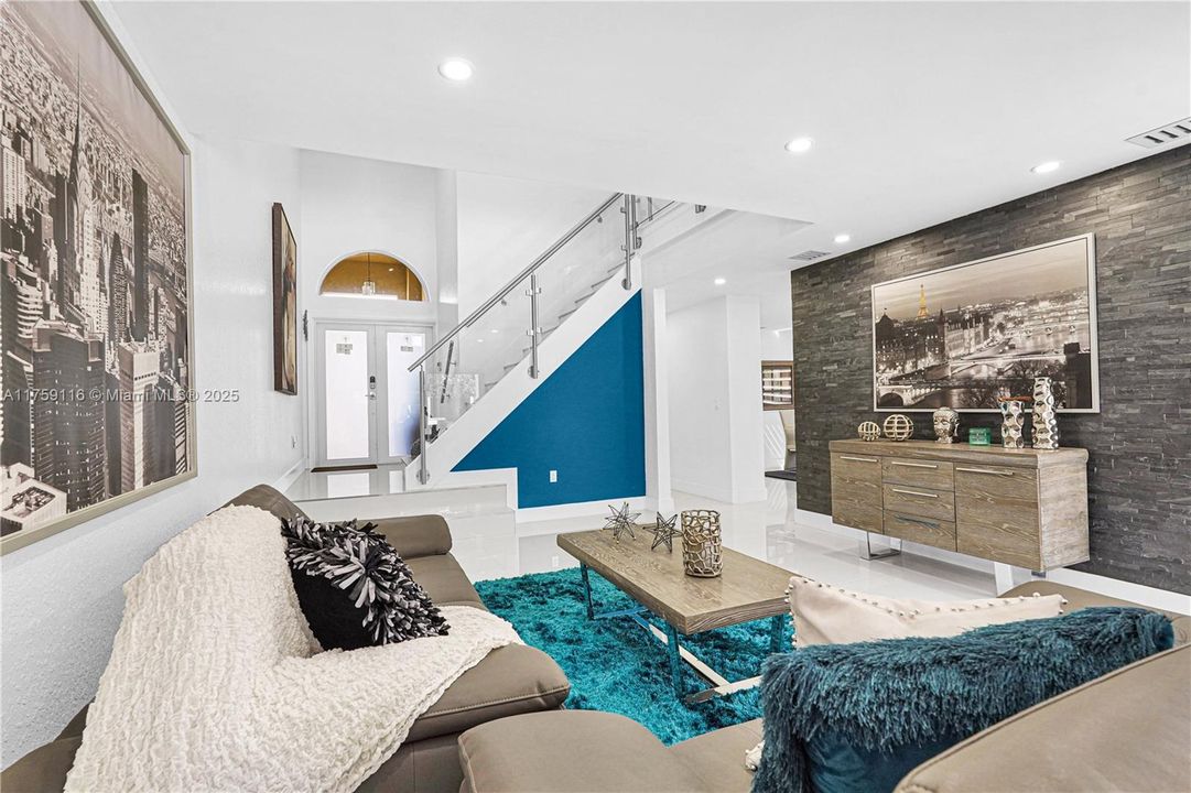 Recently Rented: $6,000 (4 beds, 2 baths, 2258 Square Feet)