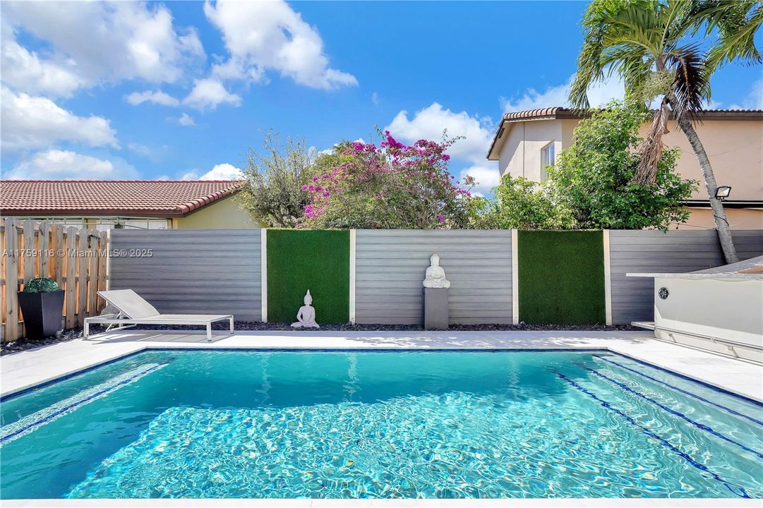 Recently Rented: $6,000 (4 beds, 2 baths, 2258 Square Feet)