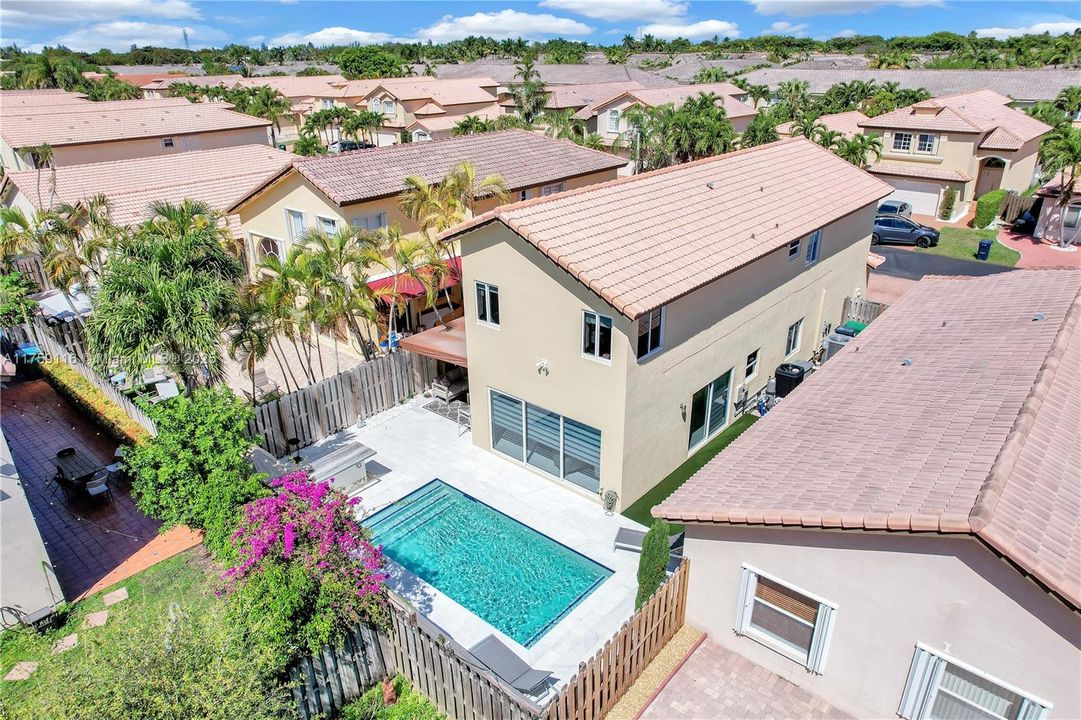 Recently Rented: $6,000 (4 beds, 2 baths, 2258 Square Feet)