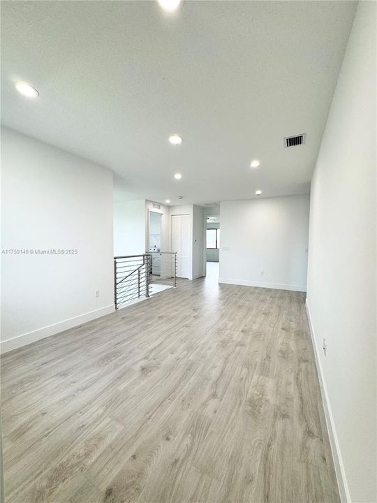 В аренду: $3,100 (4 спален, 2 ванн, 0 Квадратных фут)