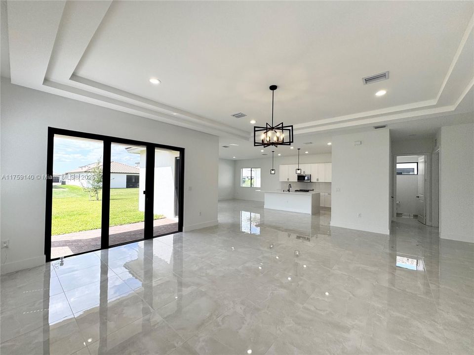 В аренду: $3,100 (4 спален, 2 ванн, 0 Квадратных фут)