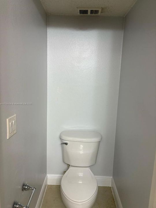 Recientemente alquilado: $1,400 (2 camas, 2 baños, 0 Pies cuadrados)