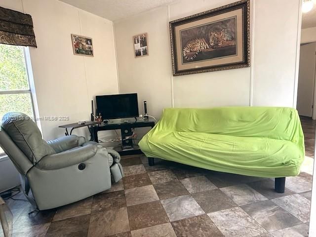 Vendido Recientemente: $235,000 (3 camas, 2 baños, 0 Pies cuadrados)