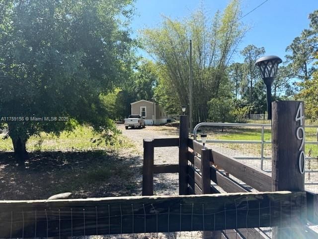 Vendido Recientemente: $235,000 (3 camas, 2 baños, 0 Pies cuadrados)