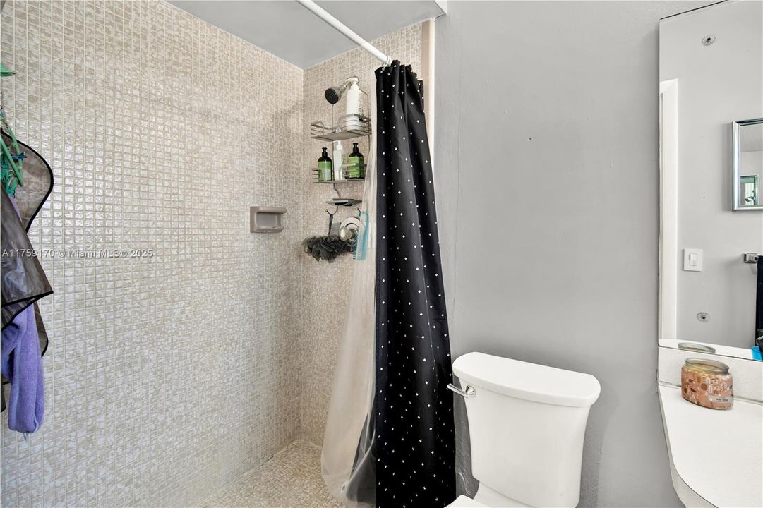 最近售出: $679,900 (3 贝兹, 2 浴室, 1650 平方英尺)