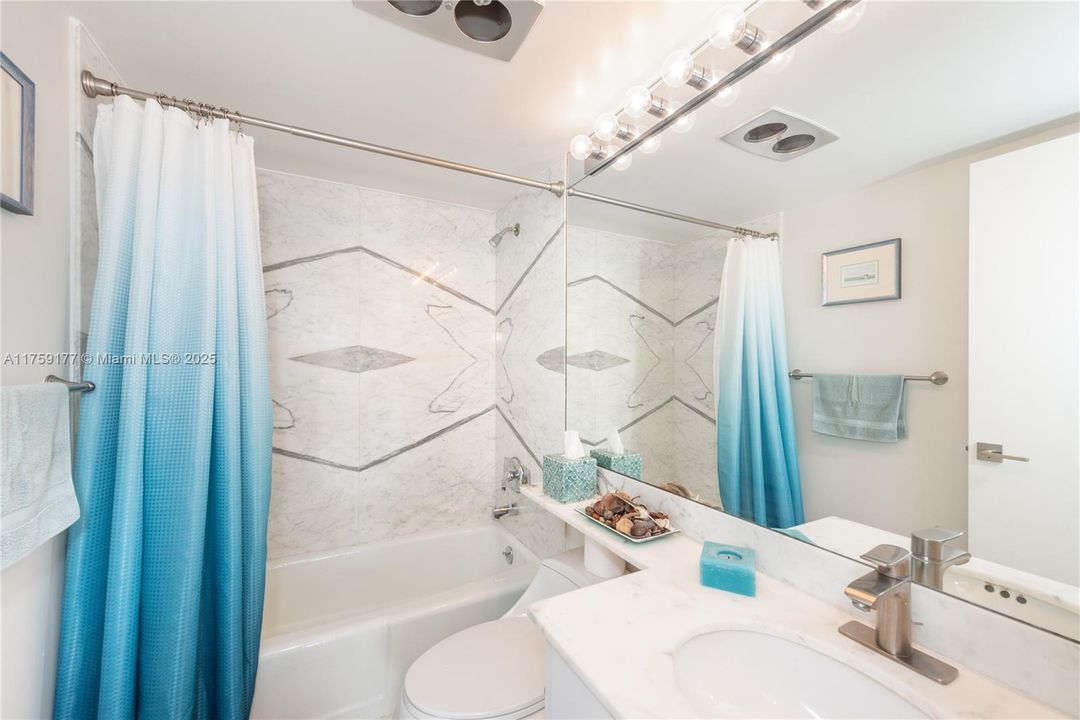 En Venta: $1,199,000 (2 camas, 2 baños, 1260 Pies cuadrados)