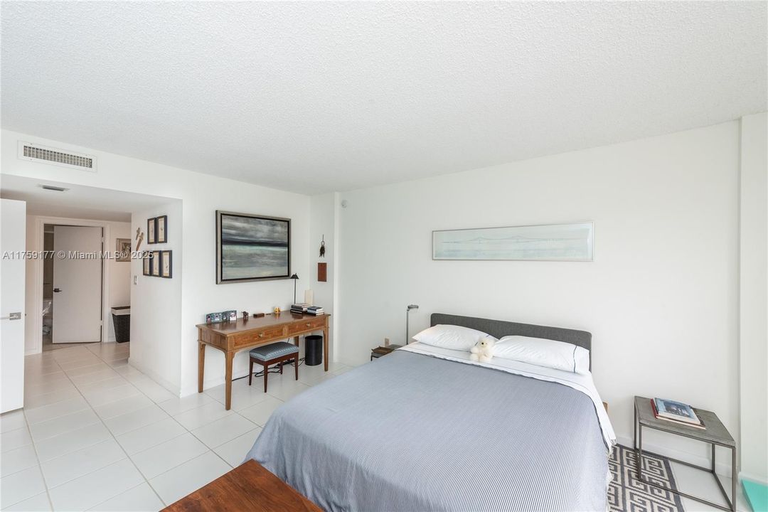 En Venta: $1,199,000 (2 camas, 2 baños, 1260 Pies cuadrados)