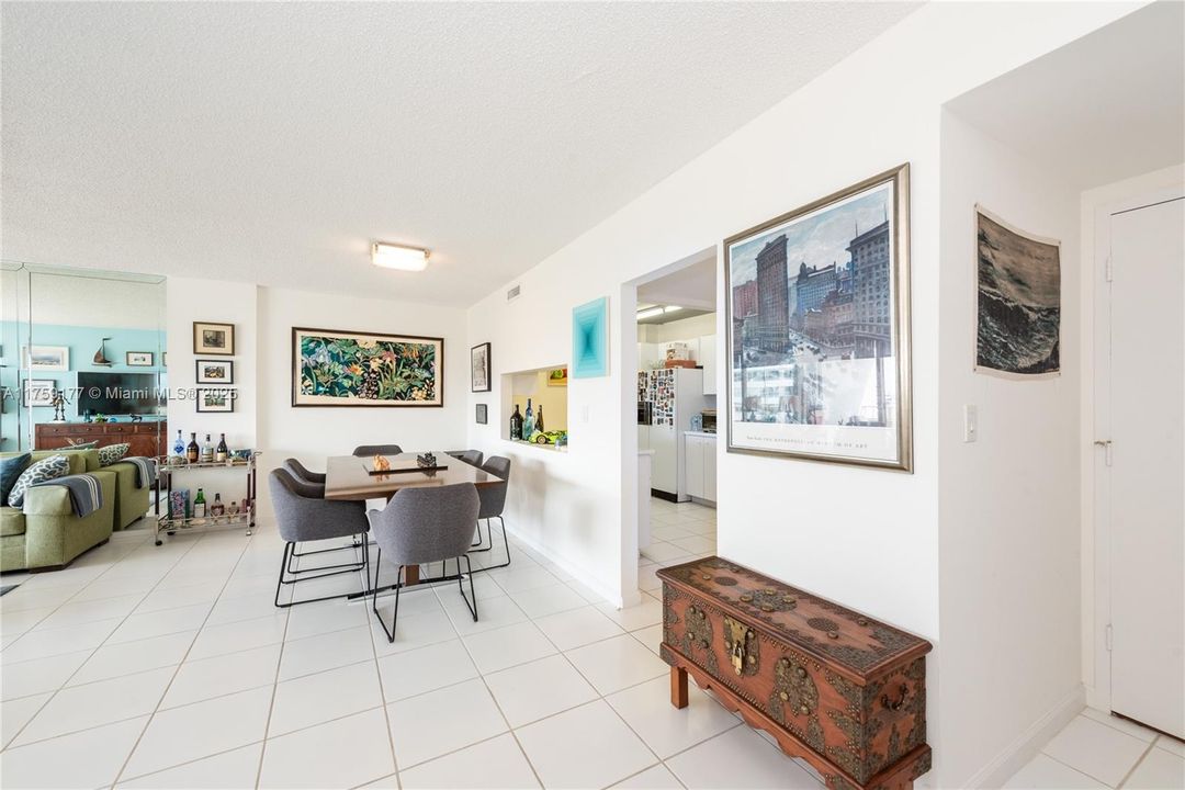 En Venta: $1,199,000 (2 camas, 2 baños, 1260 Pies cuadrados)