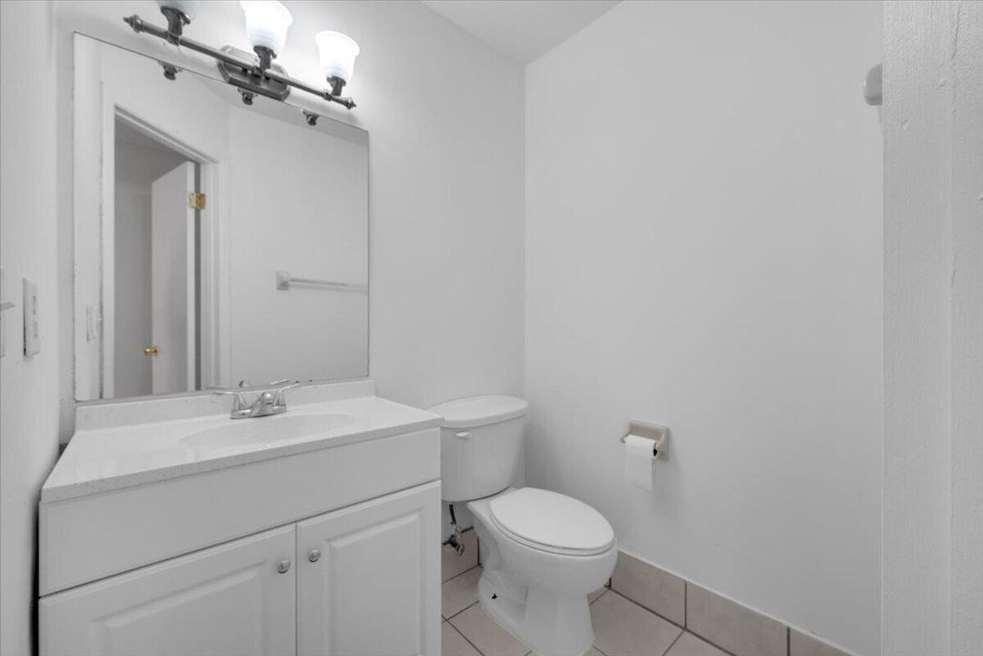 03-03- 4718 NW 82nd Ave 1706