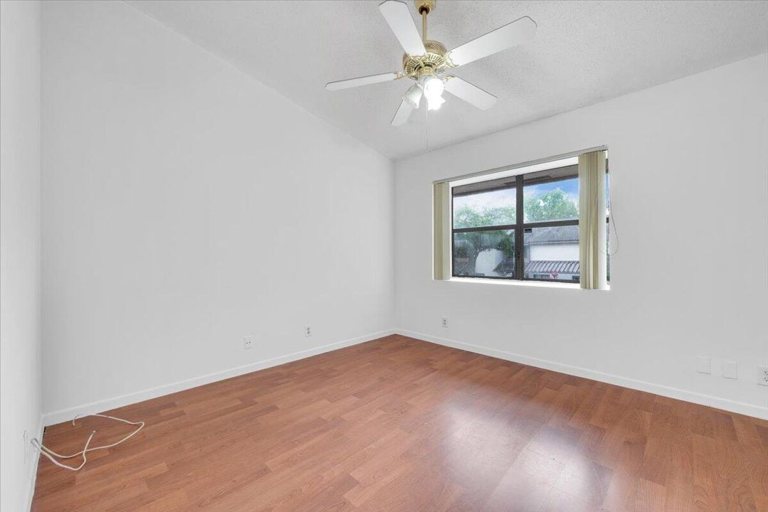 31-31- 4718 NW 82nd Ave 1706