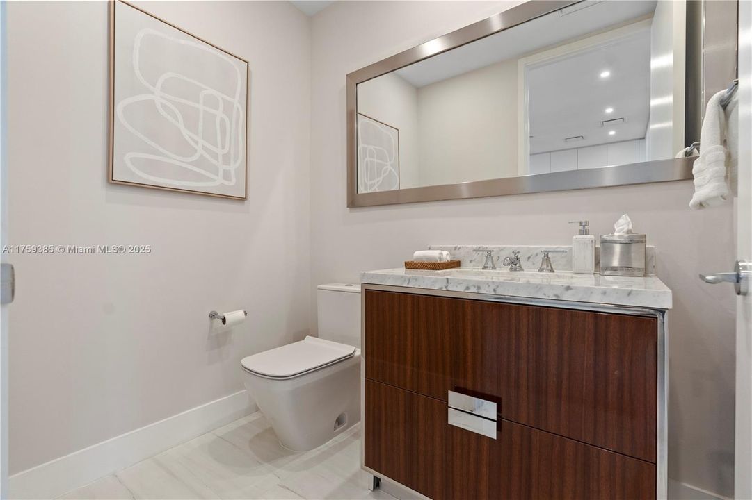 Recently Rented: $14,000 (2 beds, 2 baths, 1447 Square Feet)