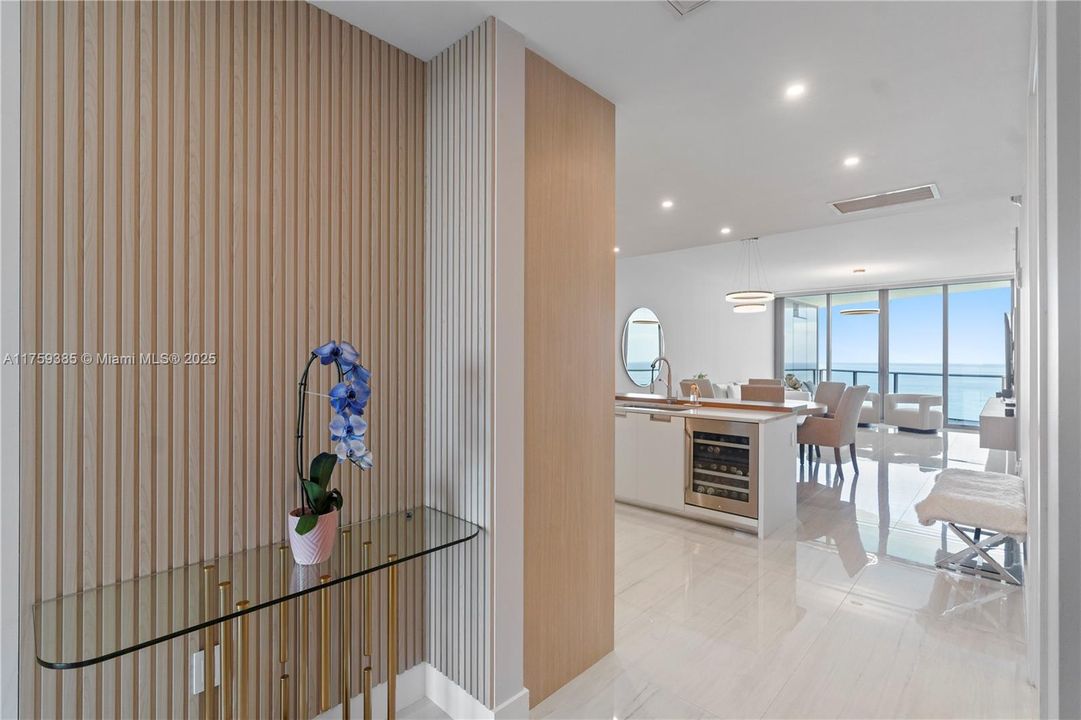 Recently Rented: $14,000 (2 beds, 2 baths, 1447 Square Feet)