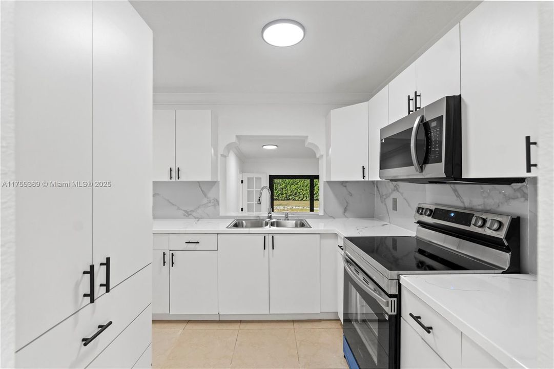 Recently Sold: $829,900 (4 beds, 2 baths, 1788 Square Feet)