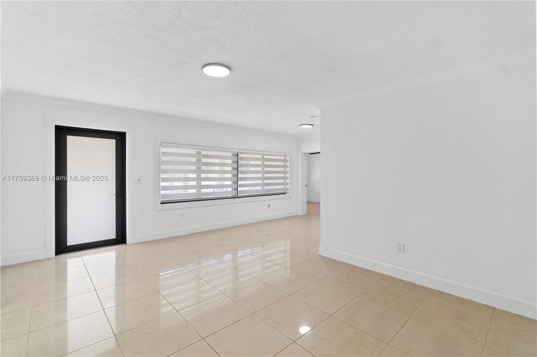 Recently Sold: $829,900 (4 beds, 2 baths, 1788 Square Feet)