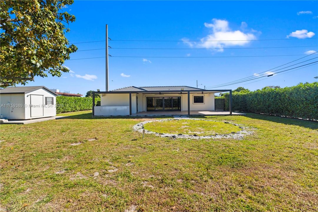 Recently Sold: $829,900 (4 beds, 2 baths, 1788 Square Feet)