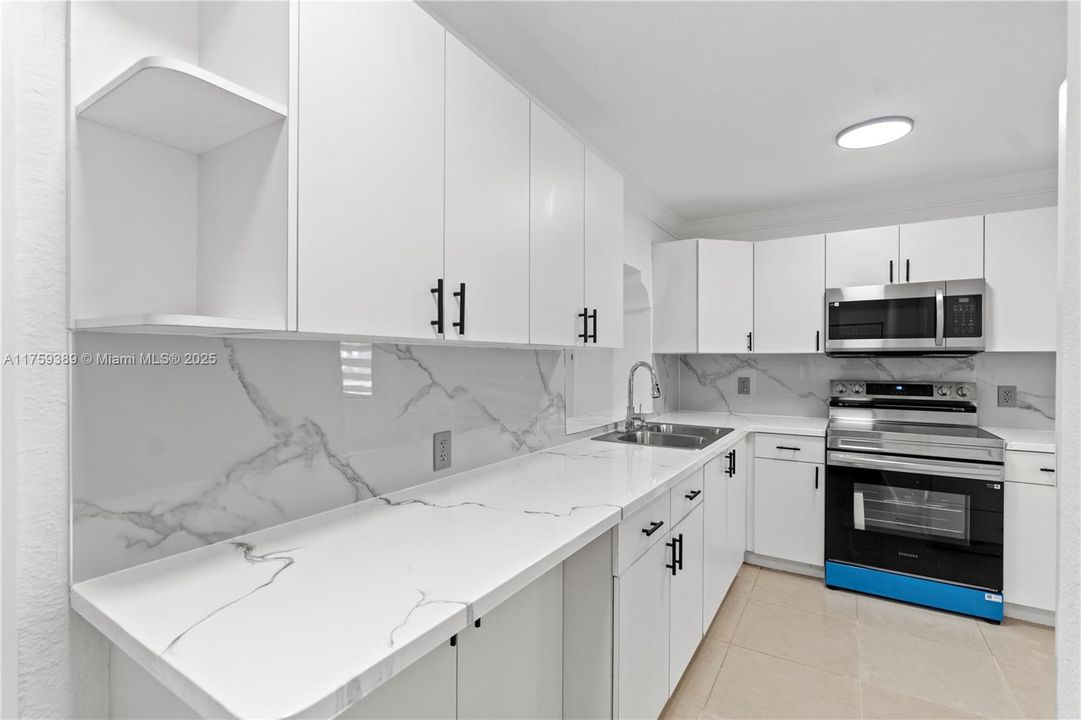 Recently Sold: $829,900 (4 beds, 2 baths, 1788 Square Feet)