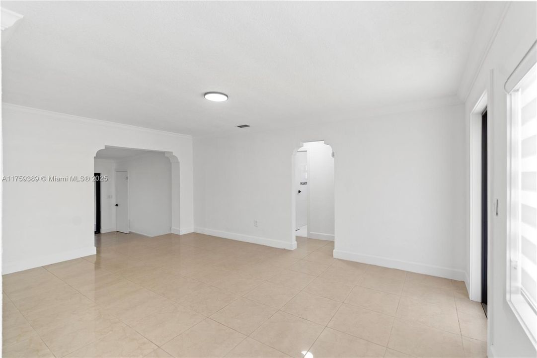 Recently Sold: $829,900 (4 beds, 2 baths, 1788 Square Feet)