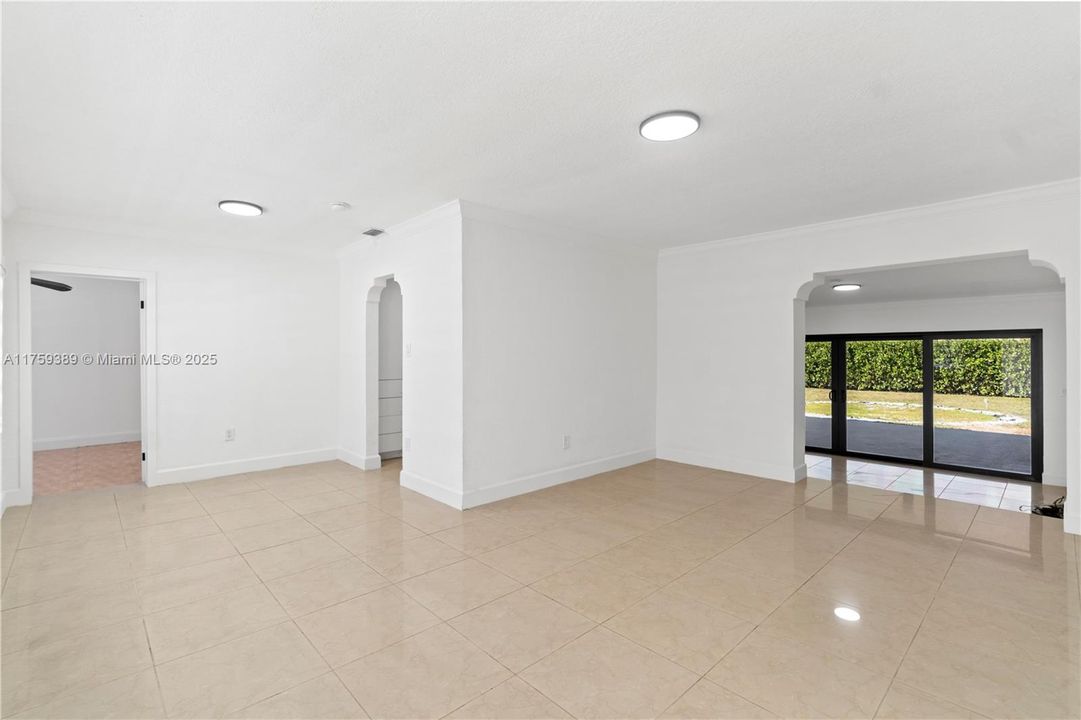 Recently Sold: $829,900 (4 beds, 2 baths, 1788 Square Feet)