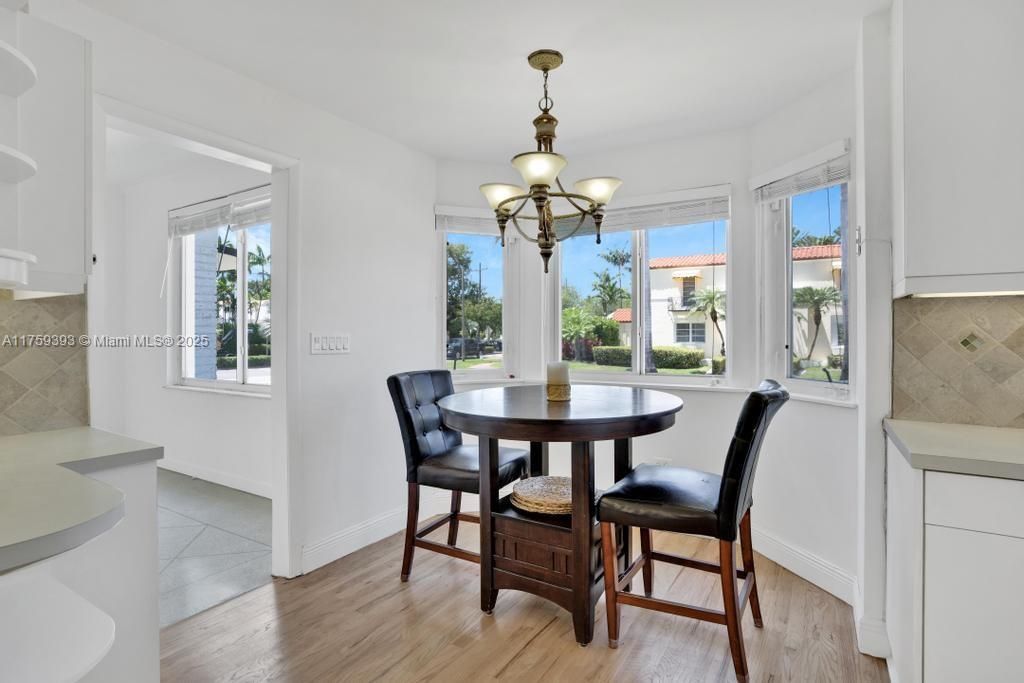 For Sale: $4,999,999 (4 beds, 3 baths, 3744 Square Feet)