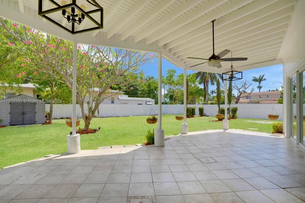 For Sale: $4,999,999 (4 beds, 3 baths, 3744 Square Feet)
