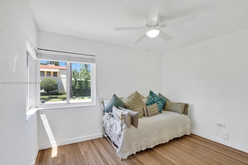 For Sale: $4,999,999 (4 beds, 3 baths, 3744 Square Feet)
