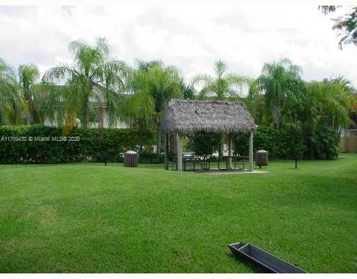Recently Rented: $2,400 (2 beds, 2 baths, 986 Square Feet)