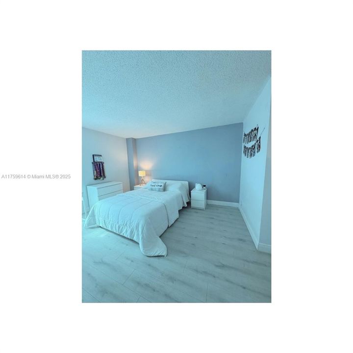 На продажу: $215,000 (1 спален, 1 ванн, 741 Квадратных фут)