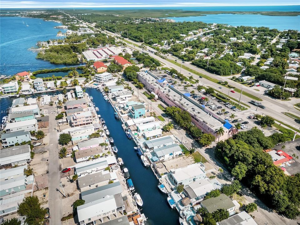 Recently Sold: $875,000 (3 beds, 2 baths, 1161 Square Feet)