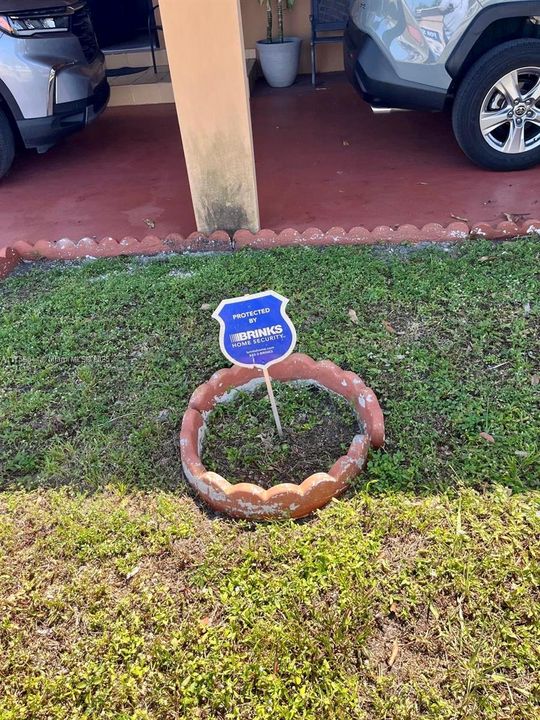 Recently Sold: $585,000 (4 beds, 2 baths, 1492 Square Feet)