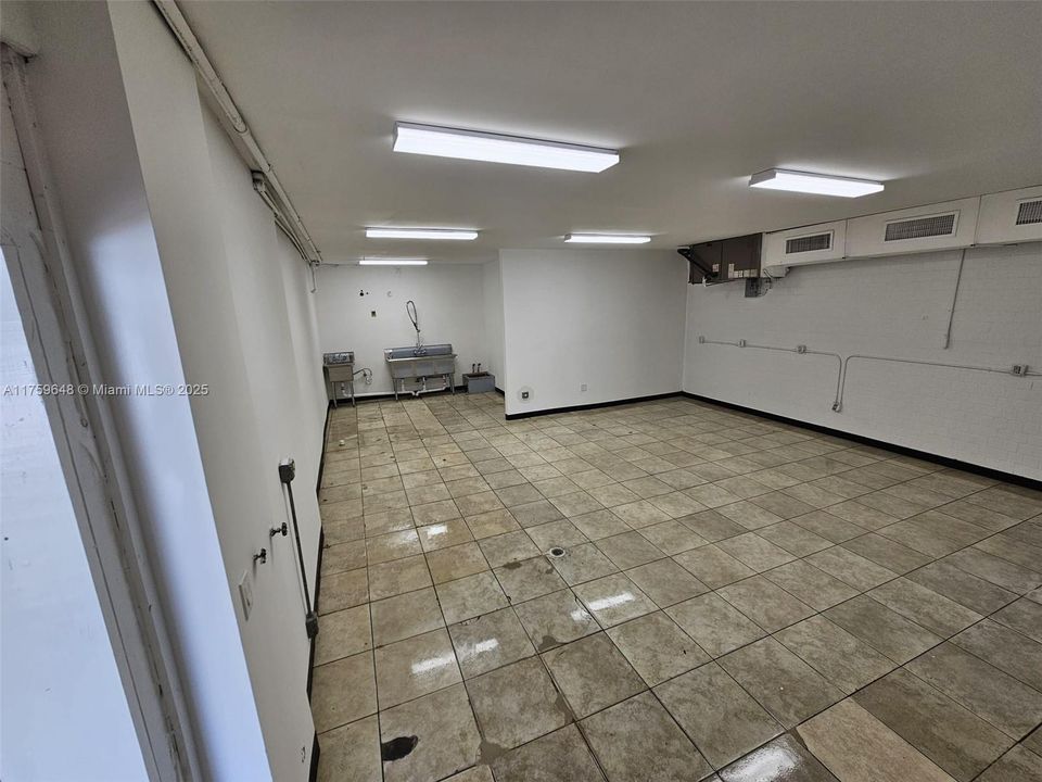 最近租的: $6,500 (0 贝兹, 0 浴室, 0 平方英尺)