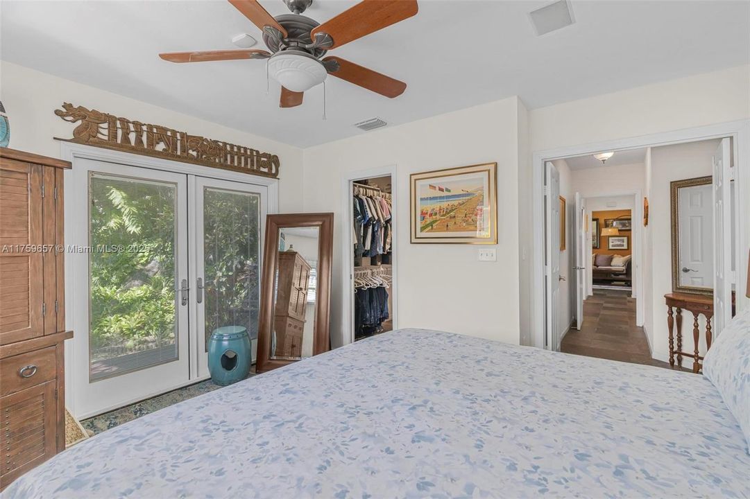 Recently Sold: $1,200,000 (3 beds, 2 baths, 1488 Square Feet)