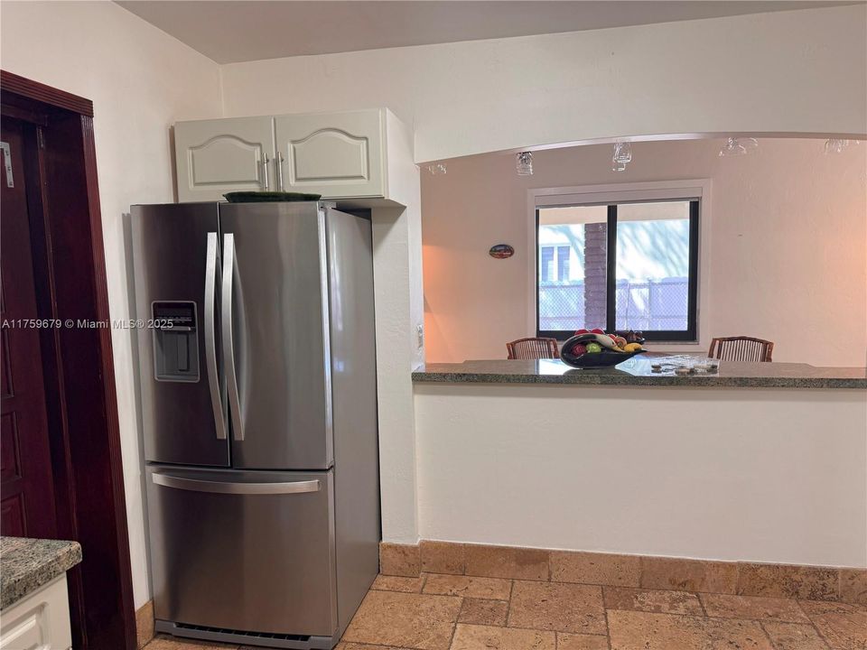 Recently Sold: $485,000 (3 beds, 1 baths, 1112 Square Feet)