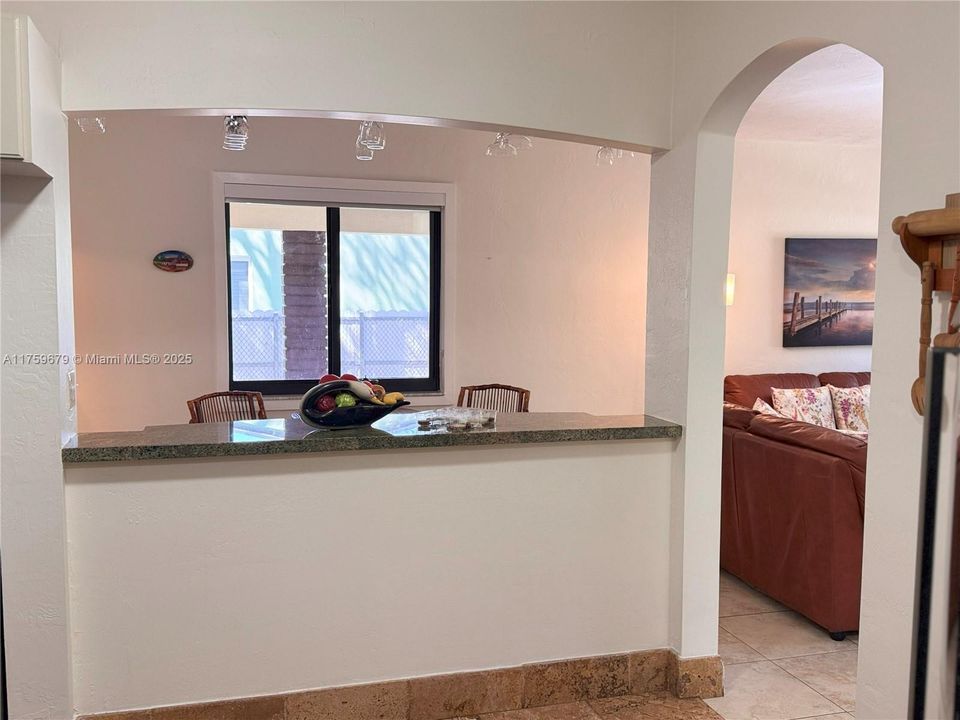 Recently Sold: $485,000 (3 beds, 1 baths, 1112 Square Feet)