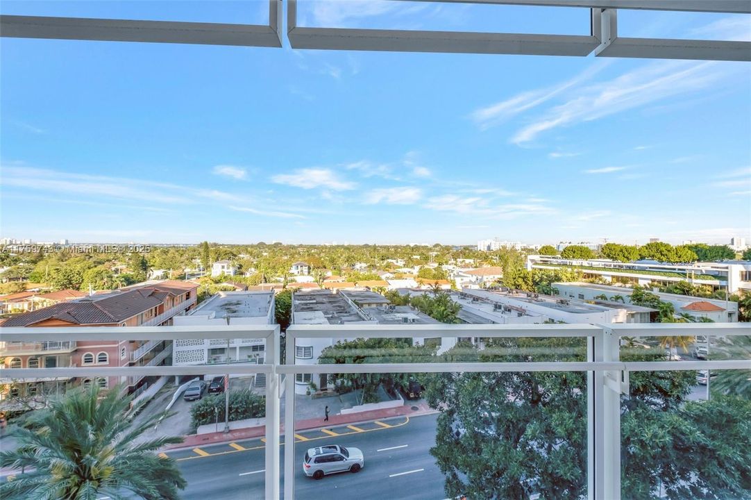 最近售出: $7,200,000 (2 贝兹, 2 浴室, 1753 平方英尺)