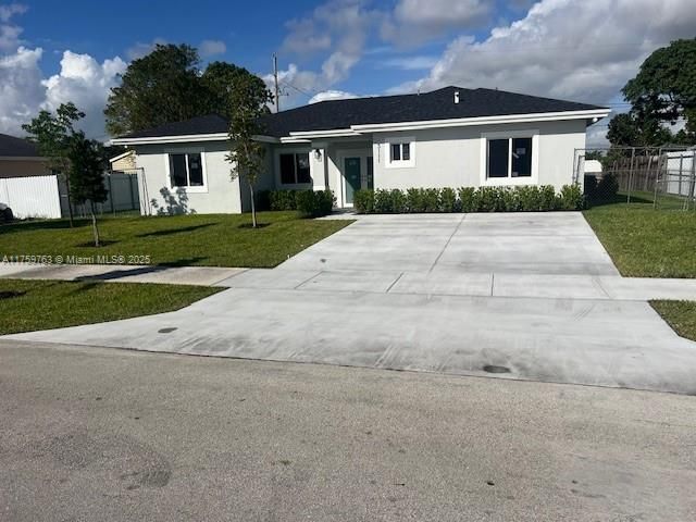 Recently Sold: $655,000 (4 beds, 3 baths, 1243 Square Feet)