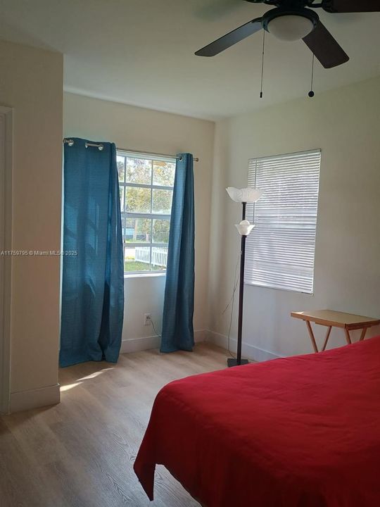 Recently Rented: $1,800 (1 beds, 1 baths, 0 Square Feet)