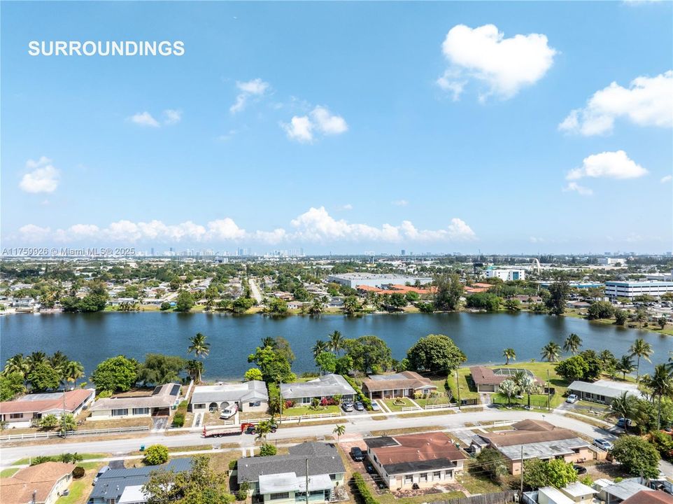 Recently Sold: $550,000 (4 beds, 3 baths, 1619 Square Feet)